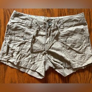 Y2K short beige shorts
